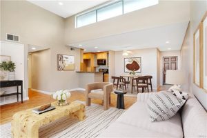 5700 Etiwanda Ave. #209 Tarzana, CA